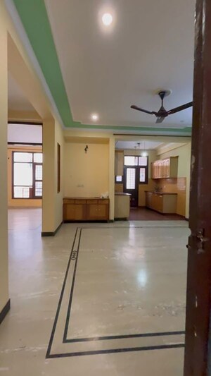 2 BHK Builder Floor For Rent in Palam Vihar