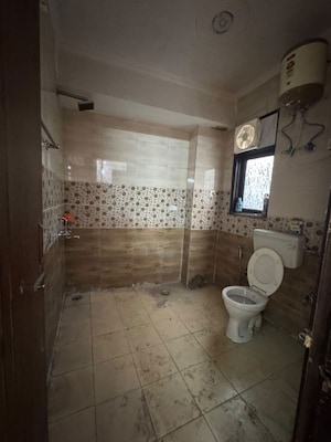 Washroom in 2 BHK Builder Floor at Chattarpur – for Rent