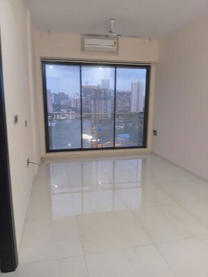 Room in 2 BHK Apartment at Sugee Paavan, Matunga East – for Rent