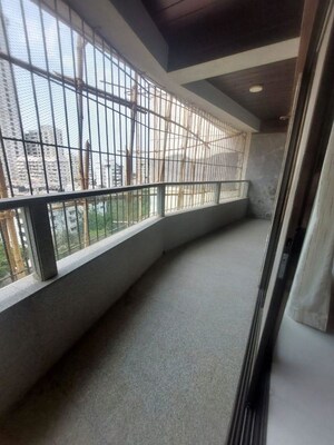 Balcony in 4 BHK Apartment at Dwarkamai CHS, Matunga West – for Rent