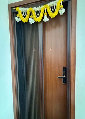 Furnished Amenities in 2.5 BHK Builder Floor at Central Park Flower Valley, Sohna Sector 33 – for Sale