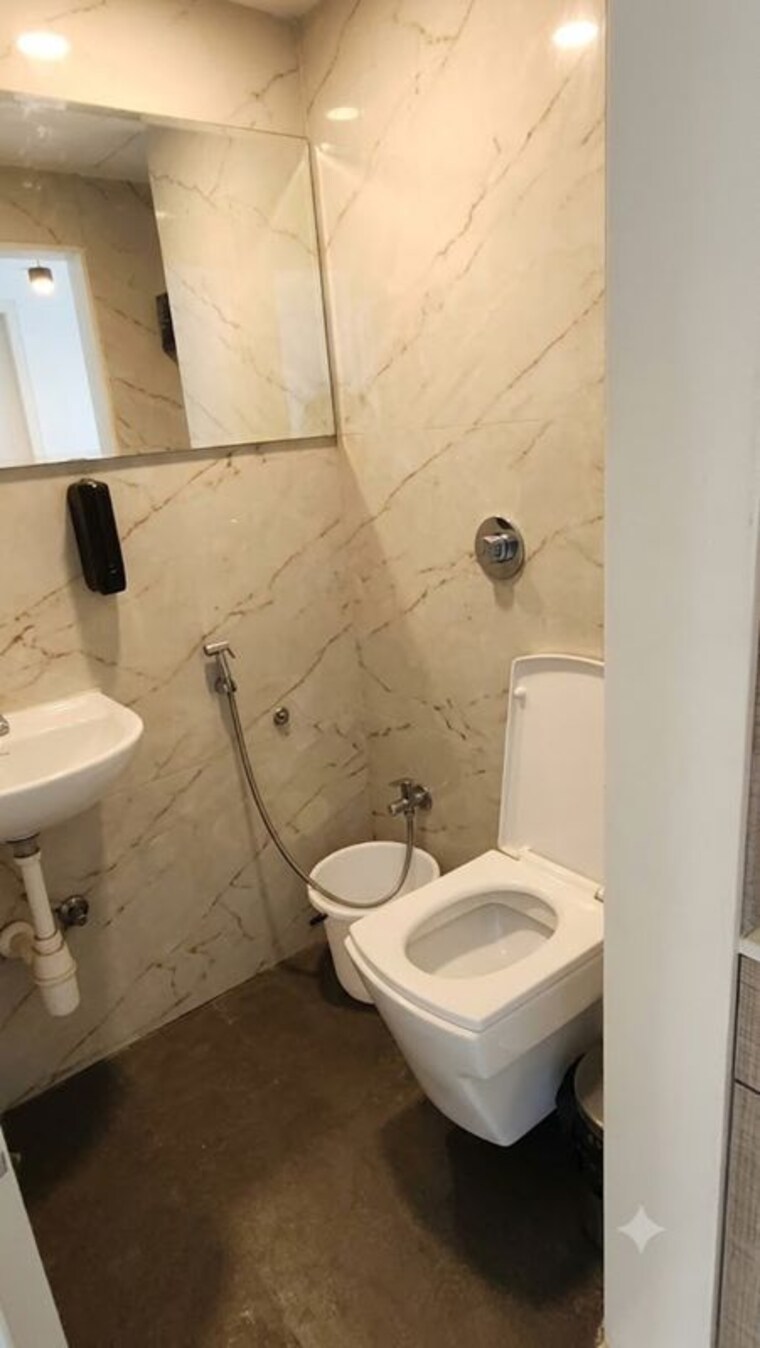 Washroom, chembur Commercial Office Space 1073 Sq.Ft. In Chembur Mumbai 10774705