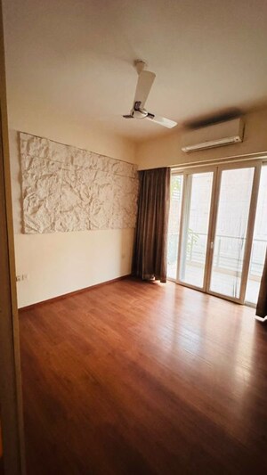 Room in 3 BHK Apartment at Adani Samsara, Sector 60 – for Rent
