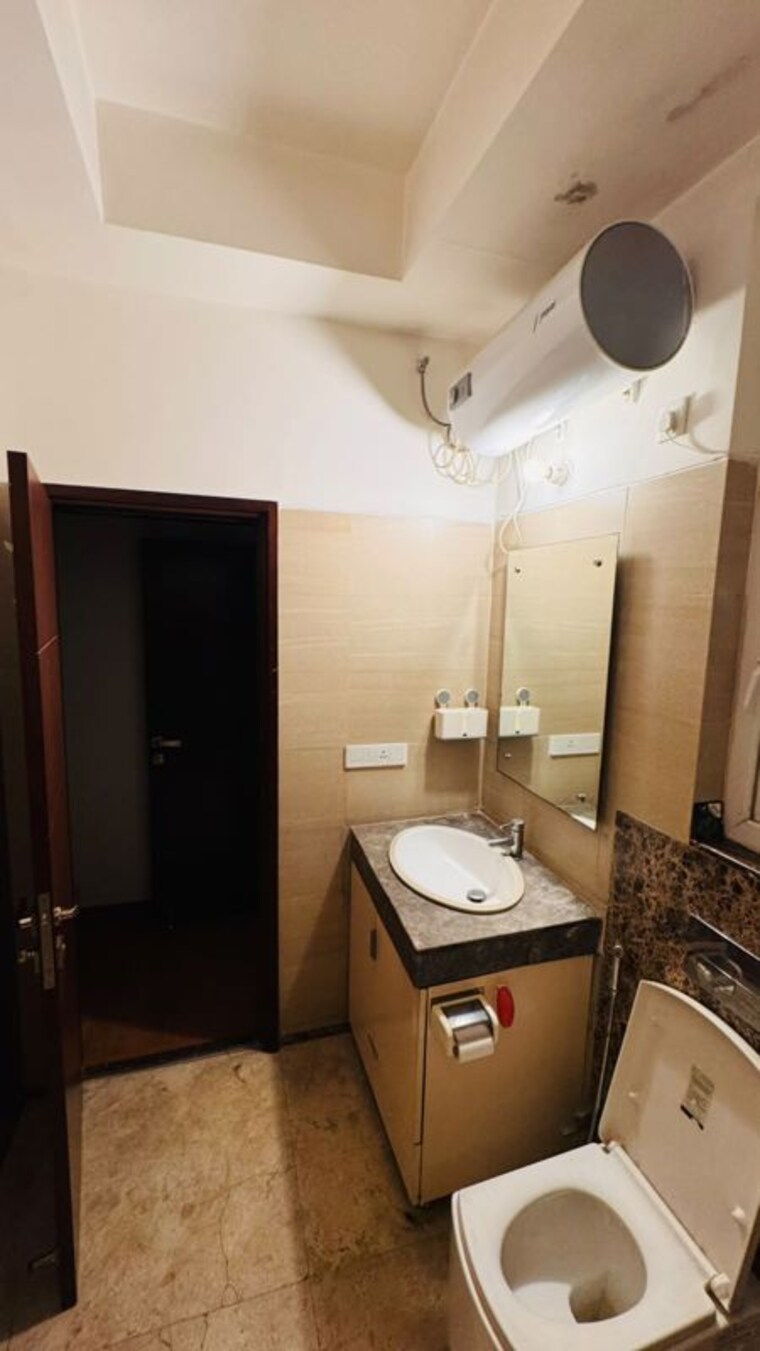 Bathroom, adani-samsara 3 Bedroom 1750 Sq.Ft. Apartment In Sector 60 Gurgaon 10774735