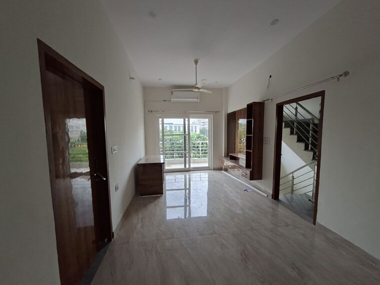 Exterior View, palam vihar 3 Bedroom 360 Sq.Yd. Builder Floor In Palam Vihar Gurgaon 10774742