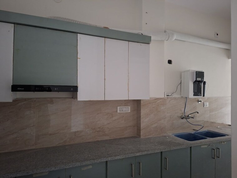 Kitchen/pantry, palam vihar 3 Bedroom 360 Sq.Yd. Builder Floor In Palam Vihar Gurgaon 10774742