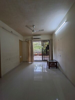 Living Room in 3 BHK Apartment at Mandapeshwar – for Rent