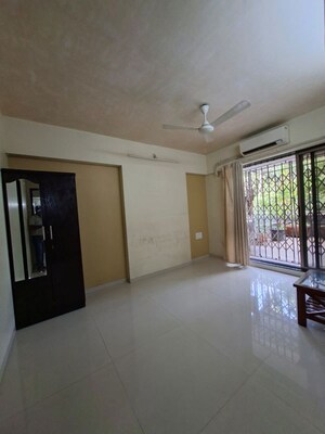 Room in 3 BHK Apartment at Mandapeshwar – for Rent