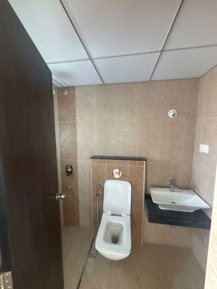 Bathroom, purva-silversands 2 Bedroom 790 Sq.Ft. Apartment In Mundhwa Pune 10774727