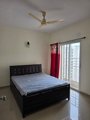 Bedroom in 3 BHK Apartment at Indiabulls Greens, New Panvel – for Rent