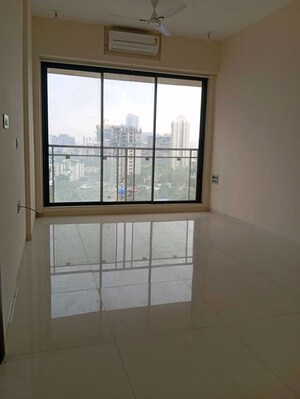 Room in 2 BHK Apartment at Sugee Paavan, Matunga East – for Rent