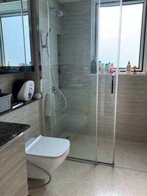 Bathroom in 4 BHK Apartment at DLF The Crest, Sector 54 – for Rent