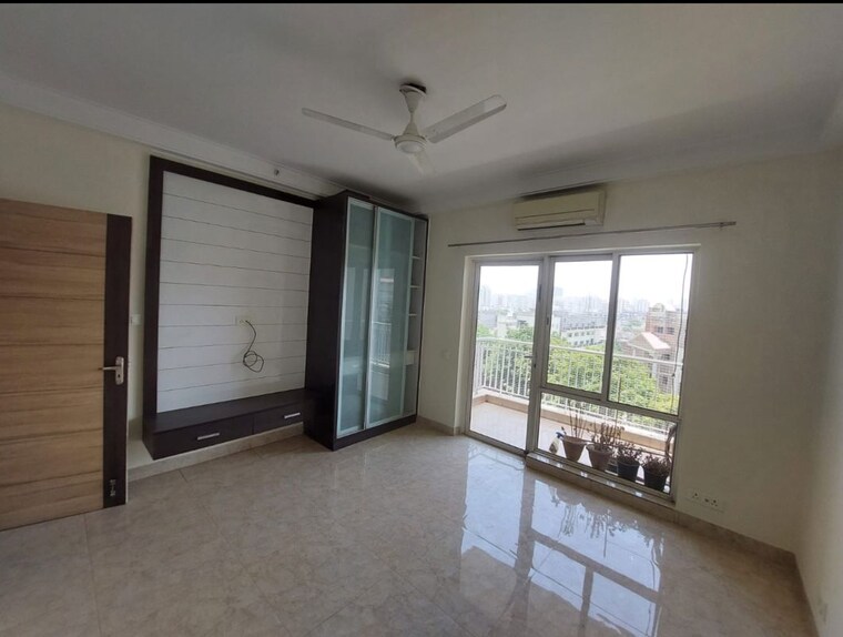 Room, itc-silverglades-laburnum 3 Bedroom 3300 Sq.Ft. Apartment In Sector 28 Gurgaon 10774843