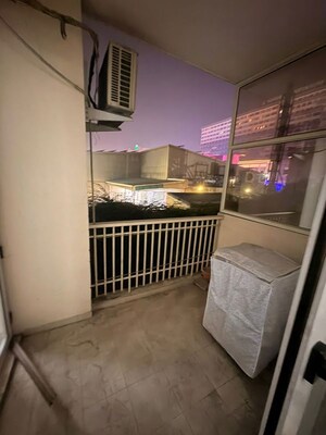 Balcony in 1 BHK Apartment at Bir Pir Machhalia – for Rent