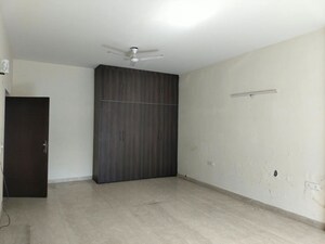 Room in 1 RK Builder Floor at Sector 45 – for Rent