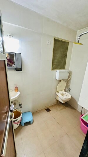 Bathroom in 2 BHK Apartment at Gayatri Darshan, Kandivali East – for Rent