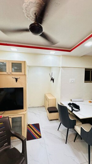 Team Area in 2 BHK Apartment at Gayatri Darshan, Kandivali East – for Rent