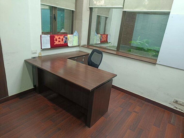 Kitchen, minarch-tower Commercial Office Space 2000 Sq.Ft. In Sector 44 Gurgaon 10774889