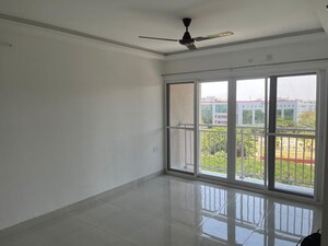 Room in 2 BHK Apartment at Global Lifestyle, Hinjewadi – for Rent