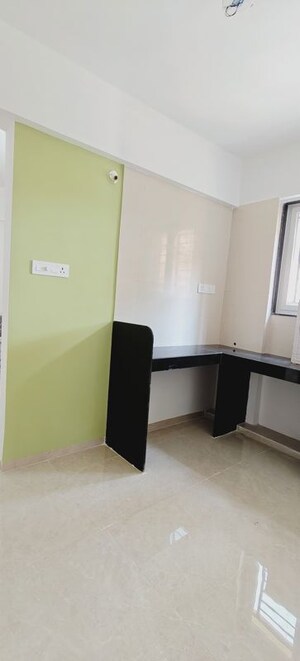Room in 1 BHK Apartment at Samarth Nagar, Wadgaon Sheri – for Rent