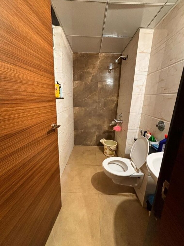 Bathroom, saheel-itrend-homes 2 Bedroom 975 Sq.Ft. Apartment In Hinjewadi Pune 10774906