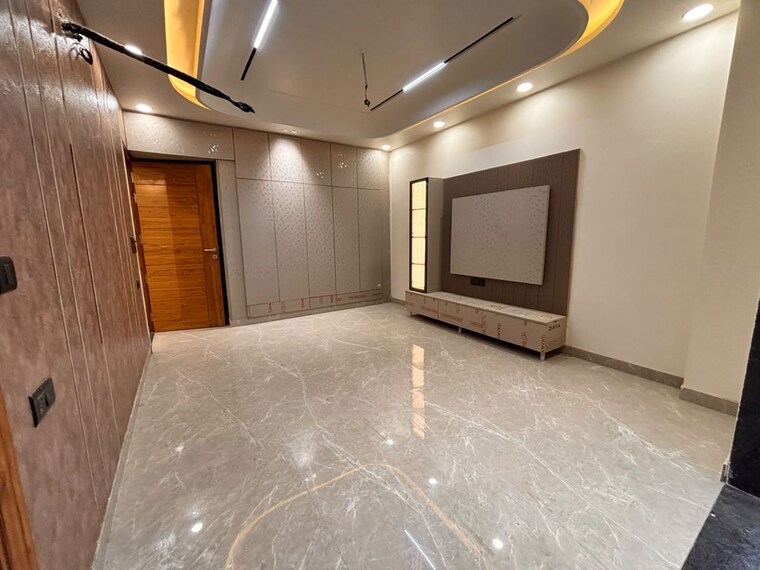 Master Bedroom, tdi-the-grand-retreat 4 Bedroom 2025 Sq.Ft. Builder Floor In Sector 88 Faridabad 10774882