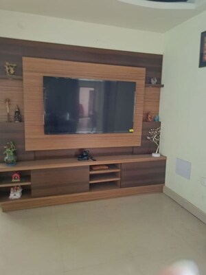 Living Room in 3 BHK Apartment at Patliputra Colony – for Rent
