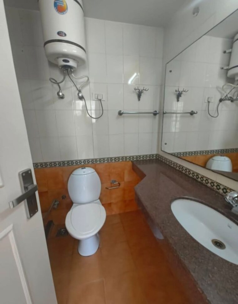 Bathroom, eros-wembley-estate 2 Bedroom 1040 Sq.Ft. Apartment In Sector 50 Gurgaon 10774950
