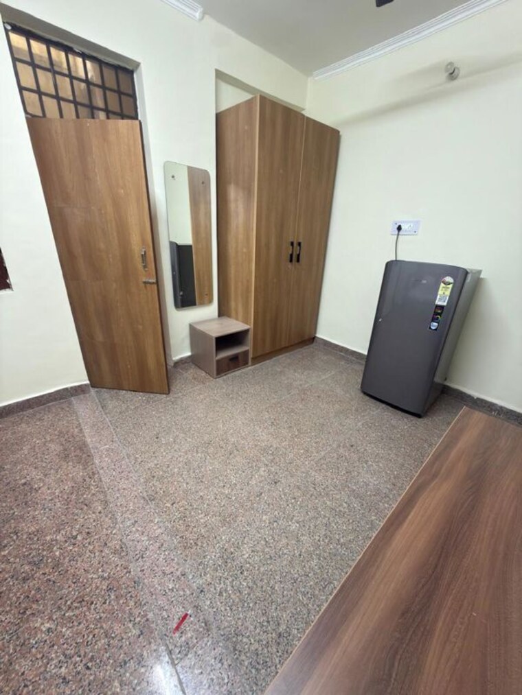 Room, sector 57 1 RK 160 Sq.Ft. Builder Floor In Sector 57 Gurgaon 10774956
