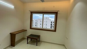 Room in 2 BHK Apartment at Prestige Primrose Hills, Banashankari 6th Stage – for Rent