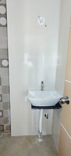 Bathroom in 1 BHK Apartment at Wadgaon Sheri – for Rent