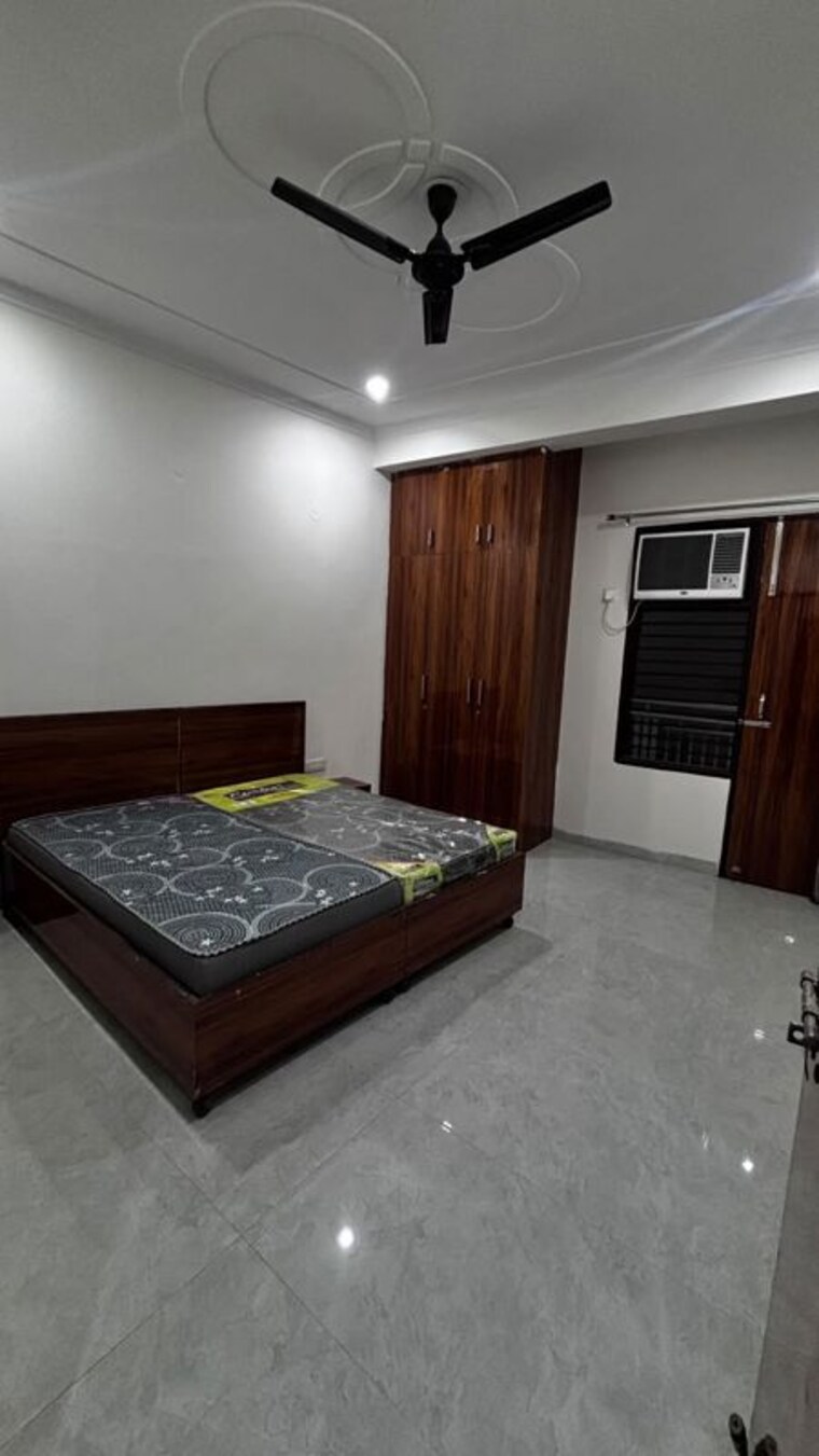 Bedroom, sector 52 1 RK 150 Sq.Ft. Builder Floor In Sector 52 Gurgaon 10774982