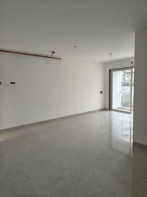 Room in 2 BHK Apartment at Naiknavare Park Dew Chs Ltd, Kharghar – for Rent