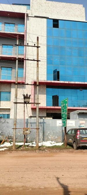  Office Space For Rent in Sector 83