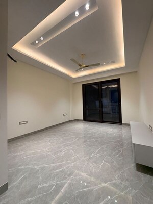 Hall in 3 BHK Builder Floor at Sector 57 – for Rent