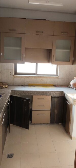 Kitchen in 2 BHK Apartment at Umang Summer Palms, Sector 86 – for Sale