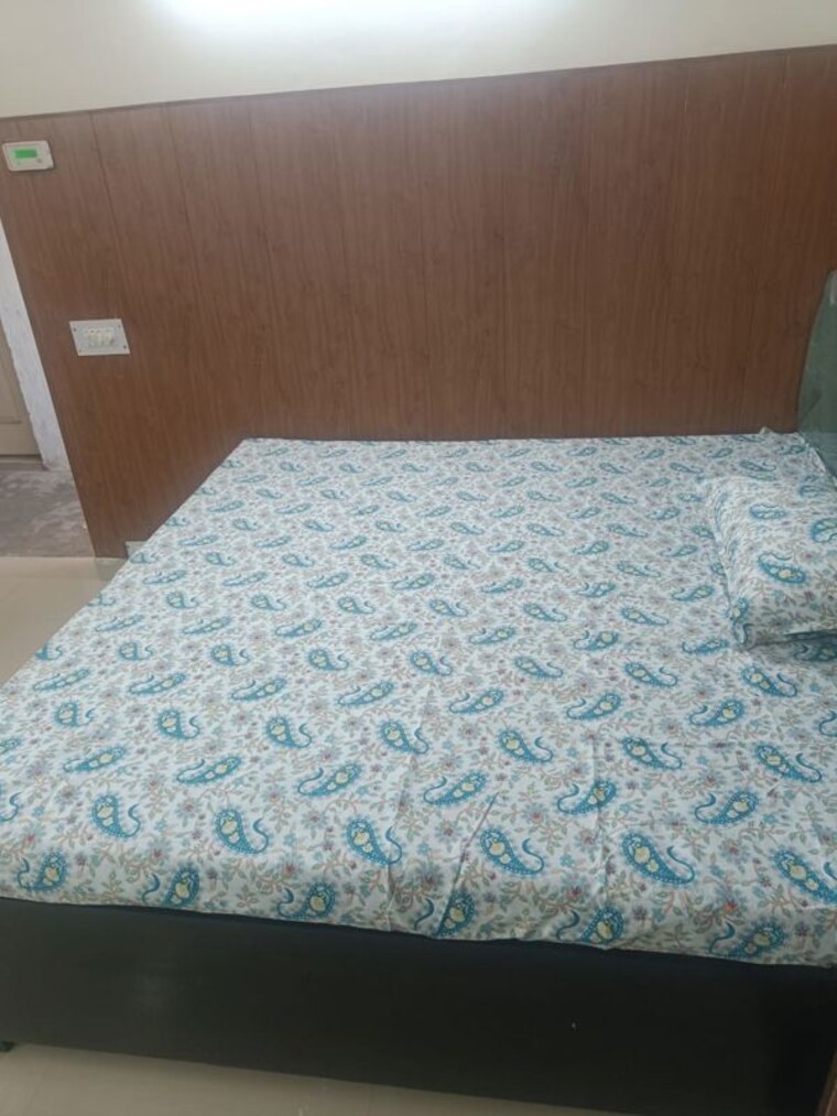 Bedroom, bestech-park-view-grand-spa Studio 200 Sq.Ft. Apartment In Sector 81 Gurgaon 10754631