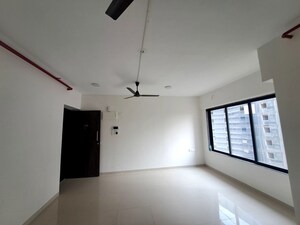 Room in 2 BHK Apartment at Roswalt Ray, Dahisar East – for Rent