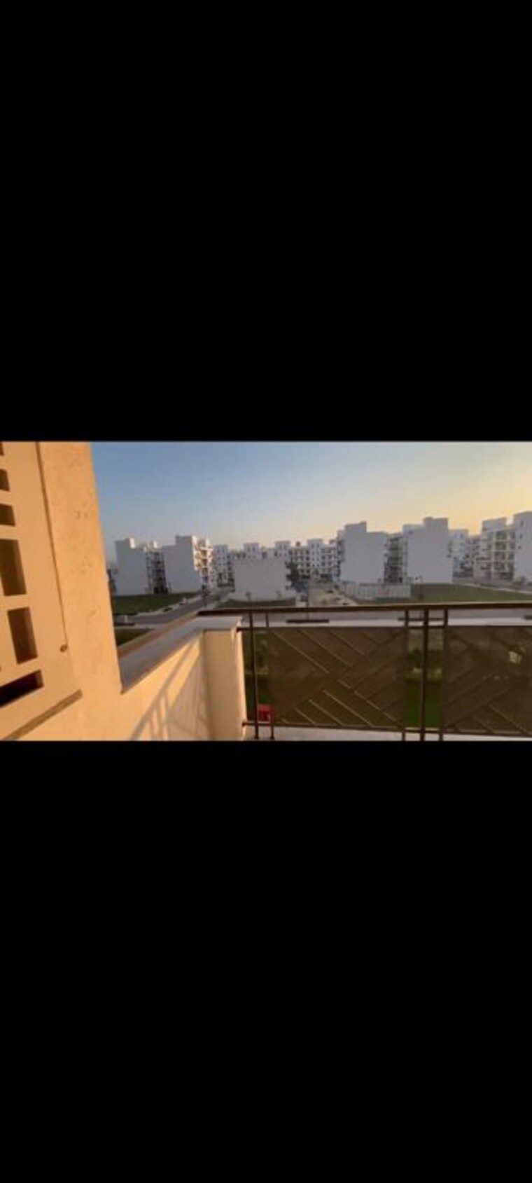 Swimming Pool, signature-global-park-4-and-5 2.5 Bedroom 1081 Sq.Ft. Apartment In Sohna Sector 36 Gurgaon 10775101