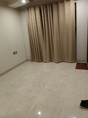 Room in 3 BHK Builder Floor at Sector 57 – for Rent