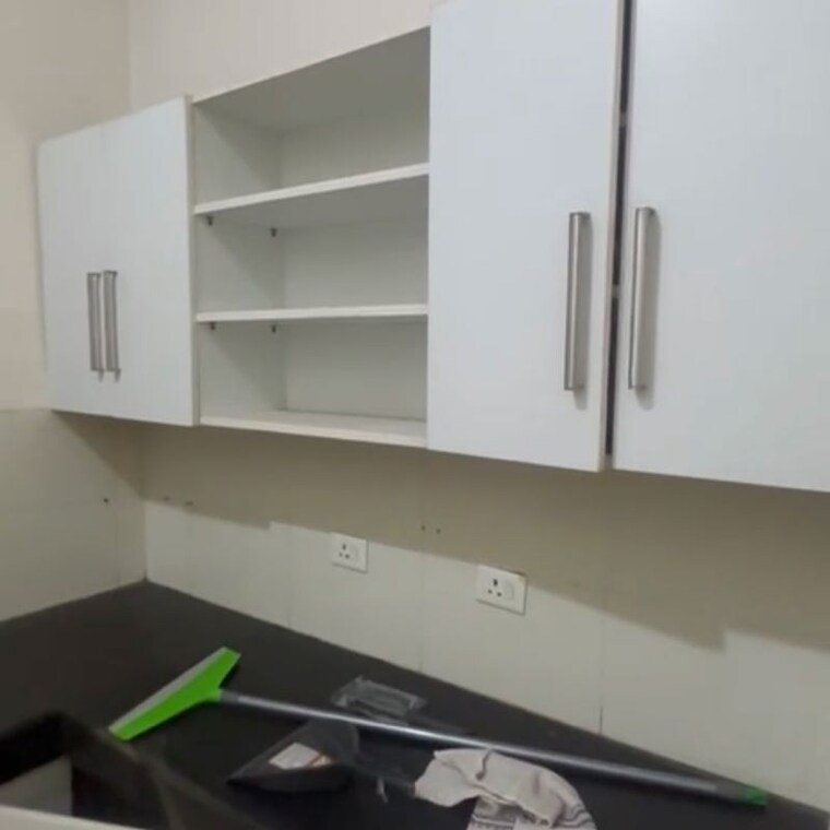 Kitchen, pioneer-park-phase-1 2 Bedroom 1380 Sq.Ft. Apartment In Sector 61 Gurgaon 10775130