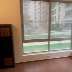 Room in 2 BHK Apartment at Pioneer Park Phase 1, Sector 61 – for Rent