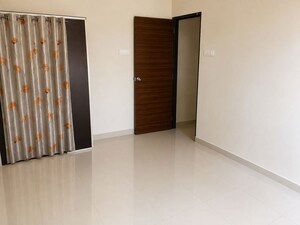 Room in 2 BHK Apartment at Shreedham Classic, Goregaon West – for Sale