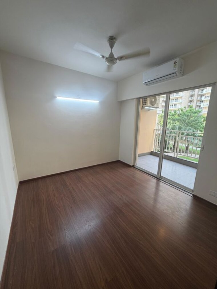 Room, m3m-marina 2 Bedroom 1330 Sq.Ft. Apartment In Sector 68 Gurgaon 10775144