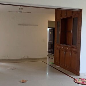 Living Room in 3 BHK Apartment at Orchid Petals, Sector 49 – for Rent