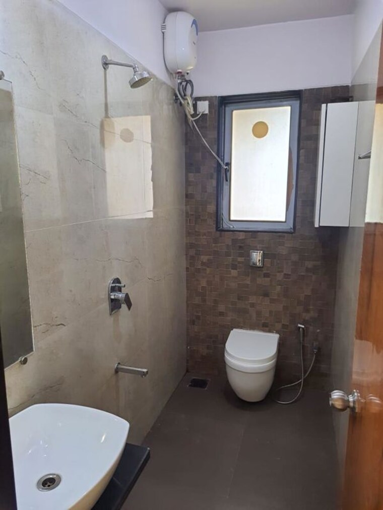 Bathroom, shreedham-classic 2 Bedroom 772 Sq.Ft. Apartment In Goregaon West Mumbai 10775154