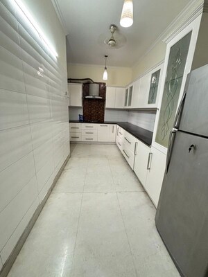 Kitchen in 3 BHK Builder Floor at Sector 45 – for Rent