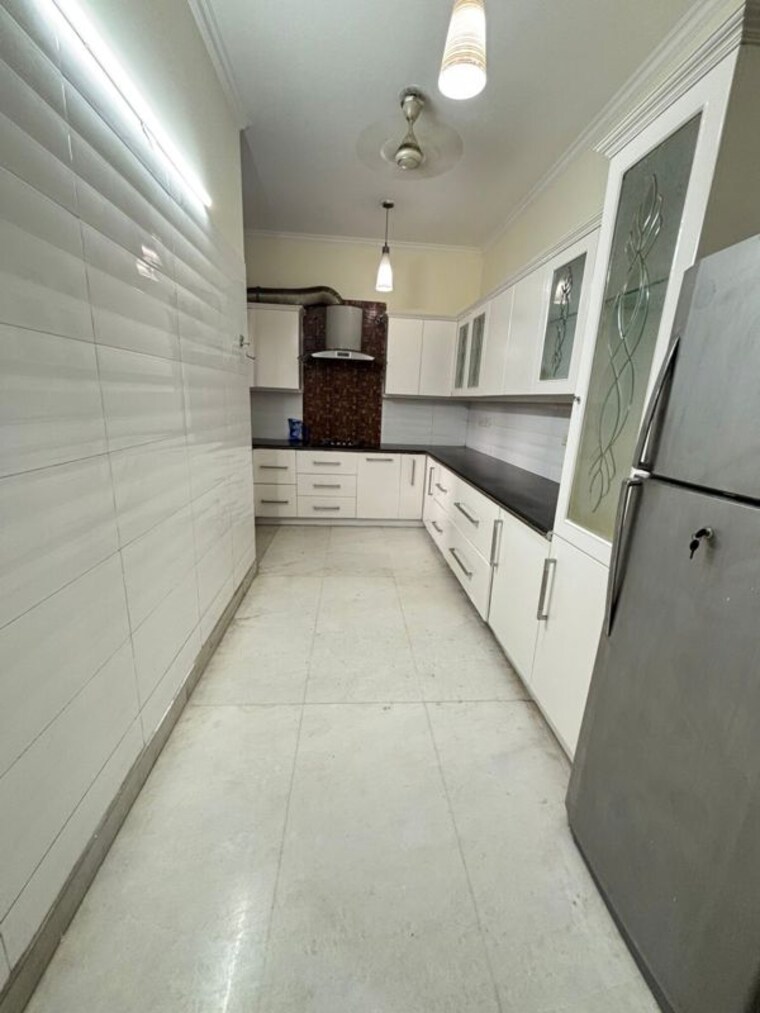 Kitchen, sector 45 3 Bedroom 1200 Sq.Ft. Builder Floor In Sector 45 Gurgaon 10775172
