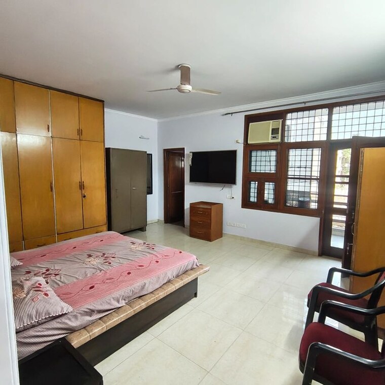 Bedroom, sector 46 3 Bedroom 1800 Sq.Ft. Builder Floor In Sector 46 Gurgaon 10775180