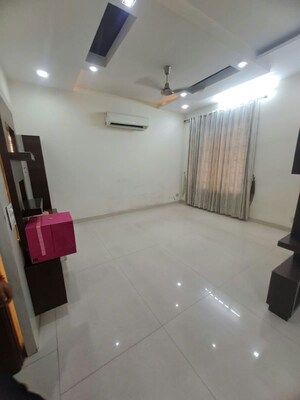 Team Area in 6+ BHK Independent House at Phase 10 – for Rent